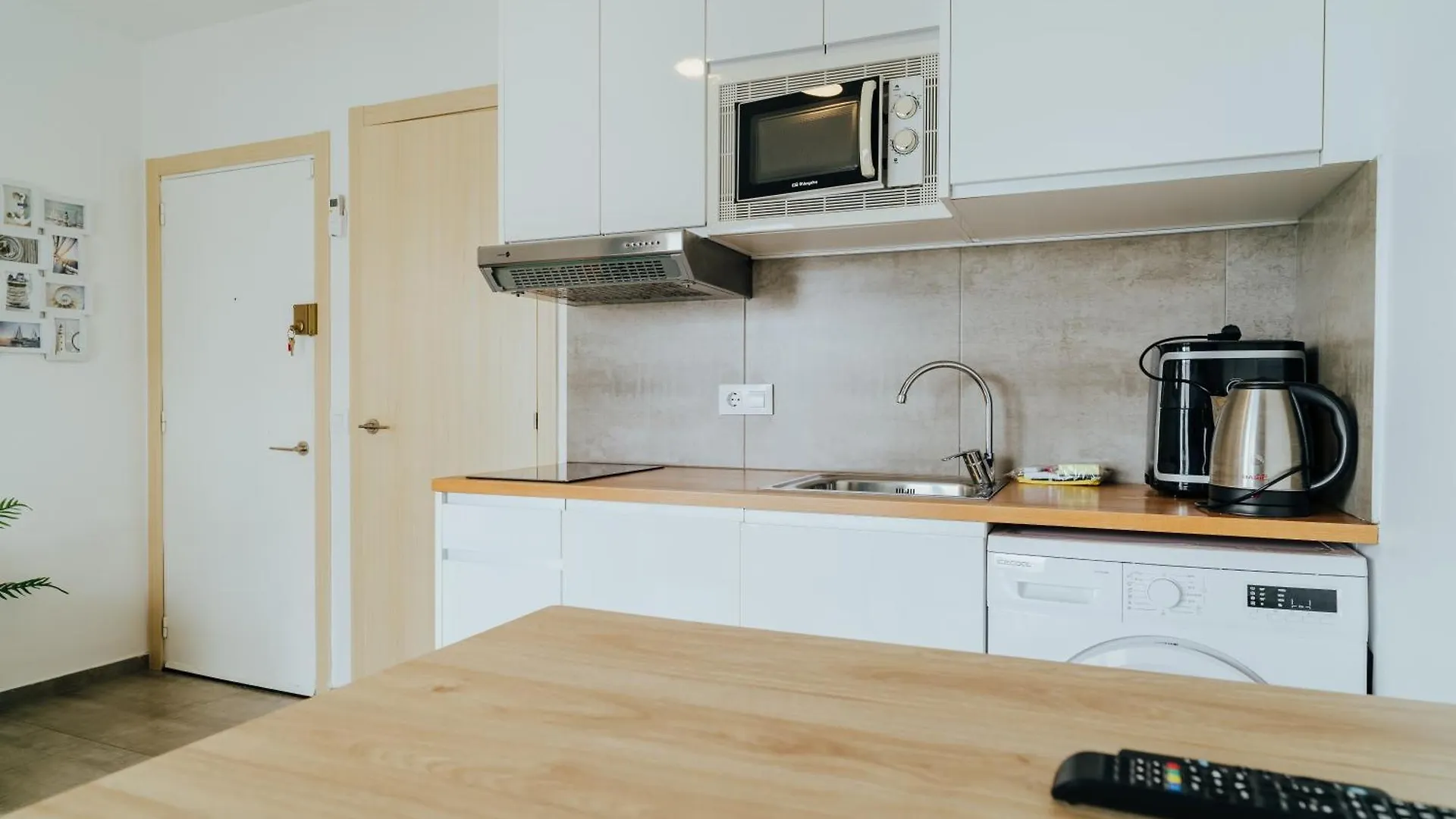 Welcs Apartamento 186 Emp Con Piscina Comunitaria Roses 0*,  Spanje